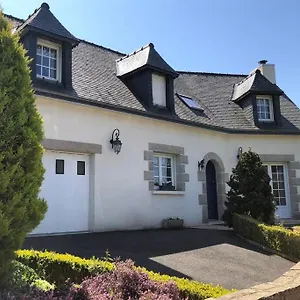  Hébergement de vacances Belle Maison Néo-bretonne à 5 Minutes De La France